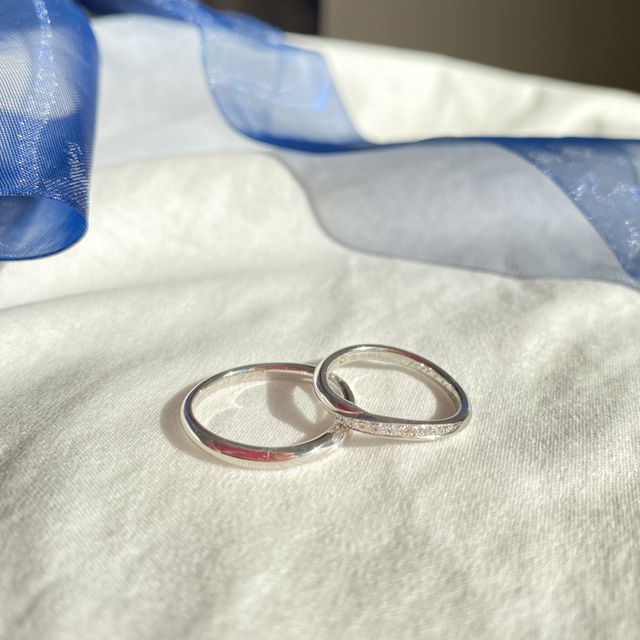 【銀座ダイヤモンドシライシの口コミ】 デザインが可愛かったことと、
婚約指輪との重ね付けの相性がよかった。
…