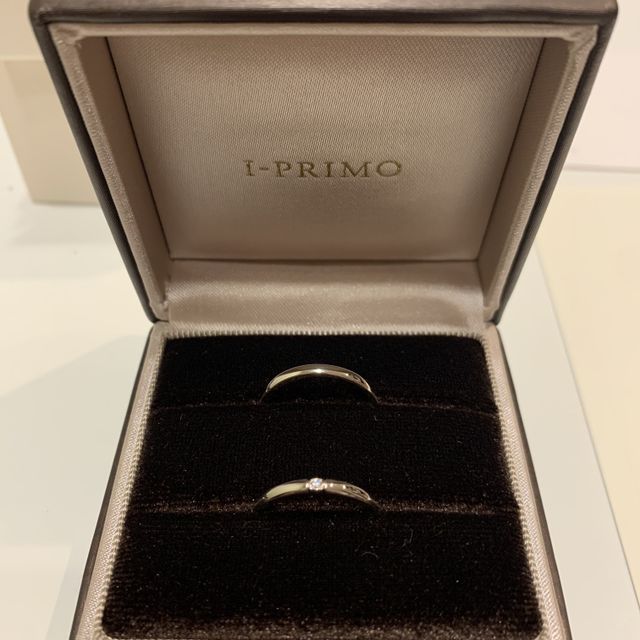 【アイプリモ(I-PRIMO)の口コミ】 ダイヤの埋め方が他にない特徴的なデザインで、ストレートタイプにも惹か…