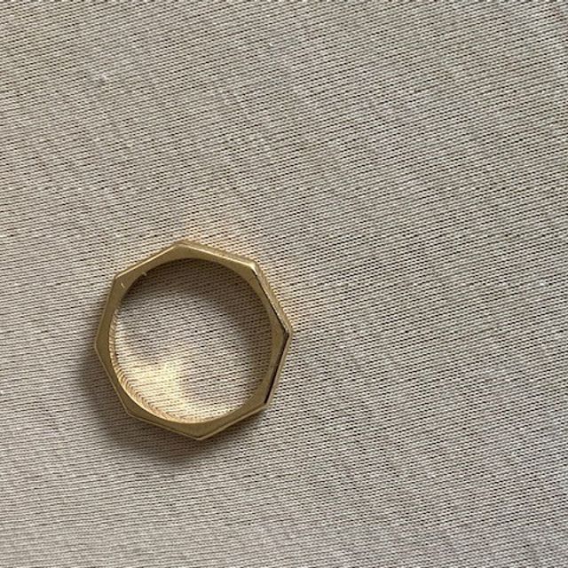 【ブルガリ(BVLGARI)の口コミ】 デザインが気に入りました。また挙式がイタリアだったので雰囲気にもマッ…