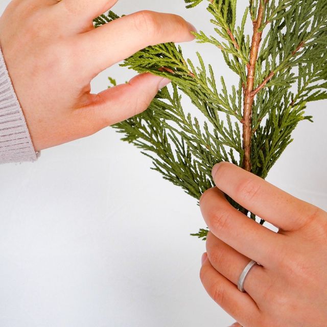 【鶴(mikoto)の口コミ】 既製品ではなく、自分たちの想いを込めた指輪をフルオーダーでしてくれ、…