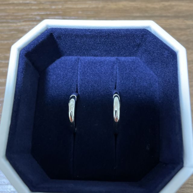 【4℃ BRIDAL(ヨンドシーブライダル)の口コミ】 他社と比較して4℃がお互いに良いということで店頭でお気に入りを購入しま…