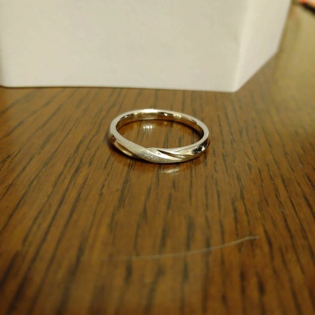 【エクセルコダイヤモンド(EXELCO DIAMOND)の口コミ】 お相手がとても気に入ったのでもうこれしかないと思い決断しました！！
二…