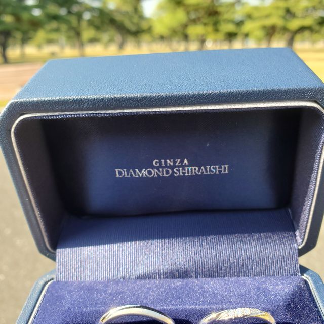 【銀座ダイヤモンドシライシの口コミ】 ウェーブでダイヤモンド付きで探していて、何件も見ましたが、この指輪が…