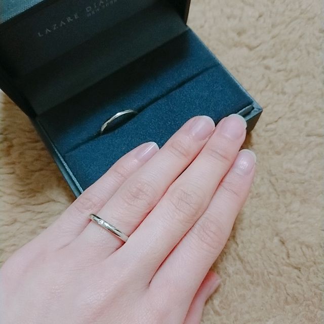 【ラザール ダイヤモンド(LAZARE DIAMOND)の口コミ】 婚約指輪はほしいブランドがあったのでお願いしていました。結婚指輪はブ…