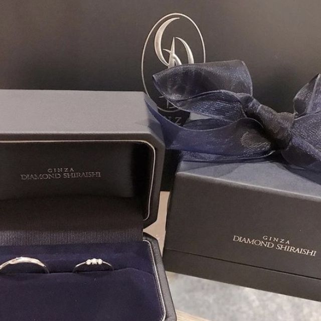 【銀座ダイヤモンドシライシの口コミ】 婚約指輪は買わない予定だったので、婚約指輪のようなデザインに惹かれま…