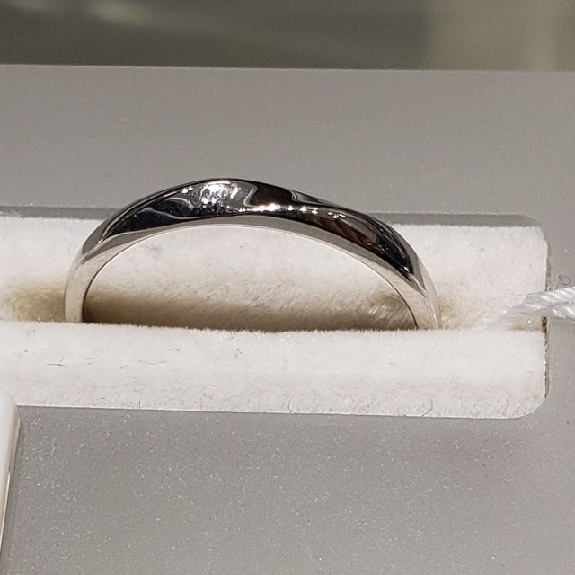 【LEHAIM(レハイム)の口コミ】 指輪のデザインは、正直どこも同じに見えたので価格の安いレハイムにしま…
