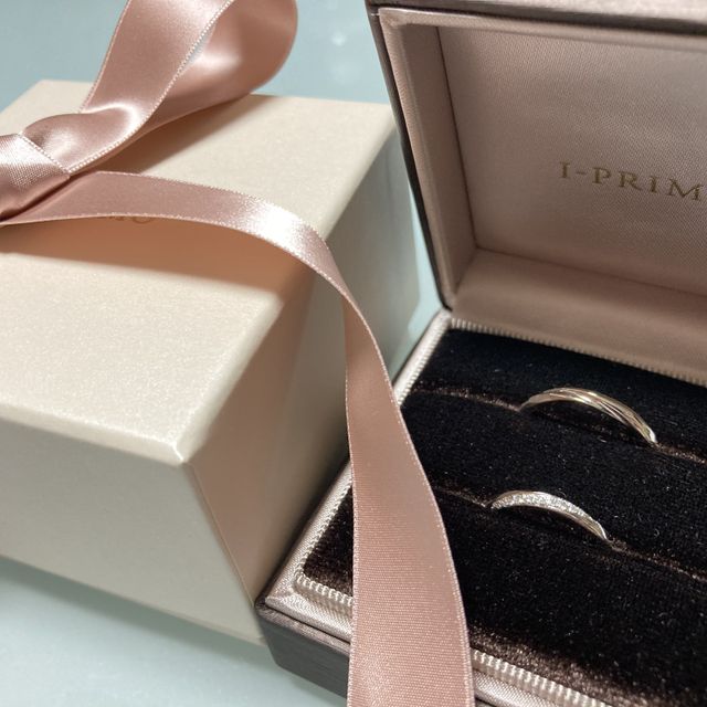 【アイプリモ(I-PRIMO)の口コミ】 デザイン、価格共に、二人共が気に入るものでした。
何件か他店も回りまし…