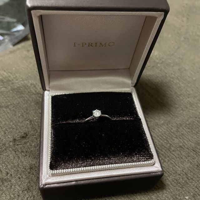 【アイプリモ(I-PRIMO)の口コミ】 指輪をとめているところの、ハートのデザインが可愛かったので。細かいと…