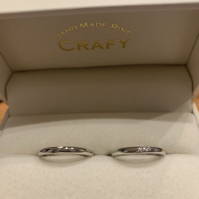 【CRAFY(クラフィ)の口コミ】 価格がお手頃で自分好みのデザインにできるところ。新郎が仕事柄普段はつ…