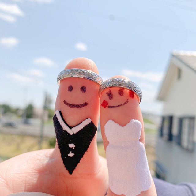 【Makana(マカナ)の口コミ】 ハワイが好きで、波のデザインがあり永遠の意味を込めてという願いを込め…