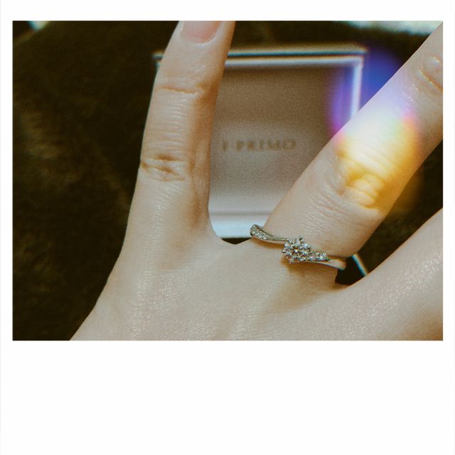 【アイプリモ(I-PRIMO)の口コミ】 ひねりのあるデザインで他の人と同じではないところに惹かれました。アン…