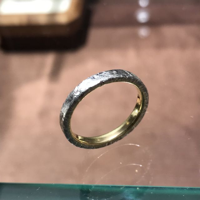 【TANZO.(鍛造指輪)の口コミ】 この度結婚指輪で利用させていただきました。
オリジナルデザインを作れる…