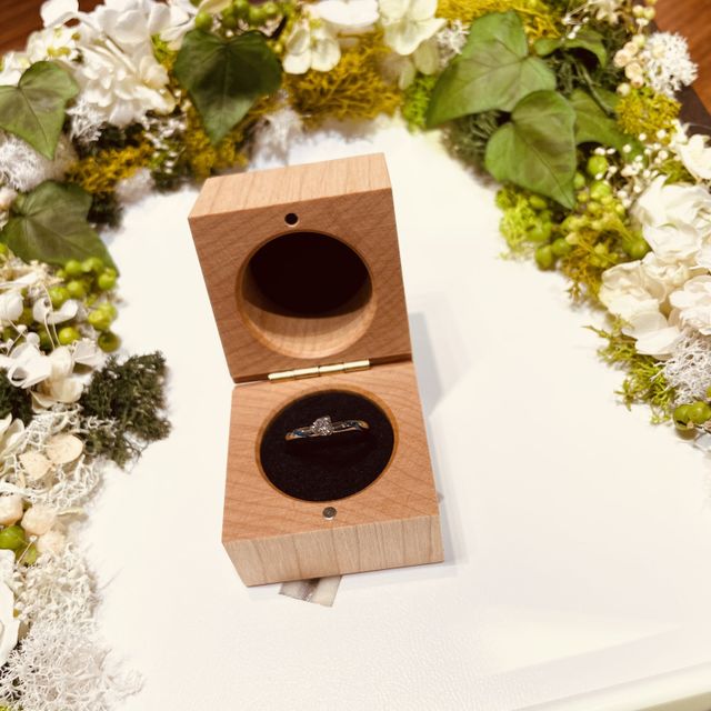 【SORA(ソラ)の口コミ】 見た目がお洒落で色合いがとても良く即決めました
彼女と様々なブランドの…