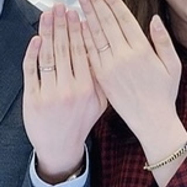 【infinitylove(インフィニティラヴ)の口コミ】 プラチナ部分とダイヤ部分のコントラストがハッキリしている事で小さい面…