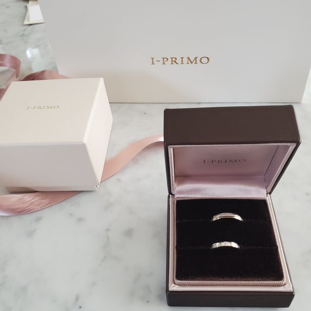 【アイプリモ(I-PRIMO)の口コミ】 落ち着いたデザインの指輪がほしくて、サンプルを見せてもらって即決めま…