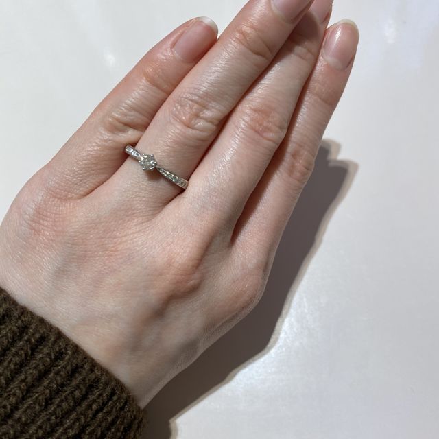 【TRECENTI(トレセンテ)の口コミ】 ストレートのフェリーチェというデザインを試着させていただきましたがと…