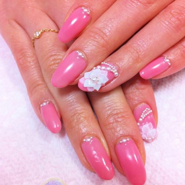 【ディオール(Dior)の口コミ】 華奢なデザインで指も綺麗に見え、リーズナブルな価格設定なので、気兼ね…