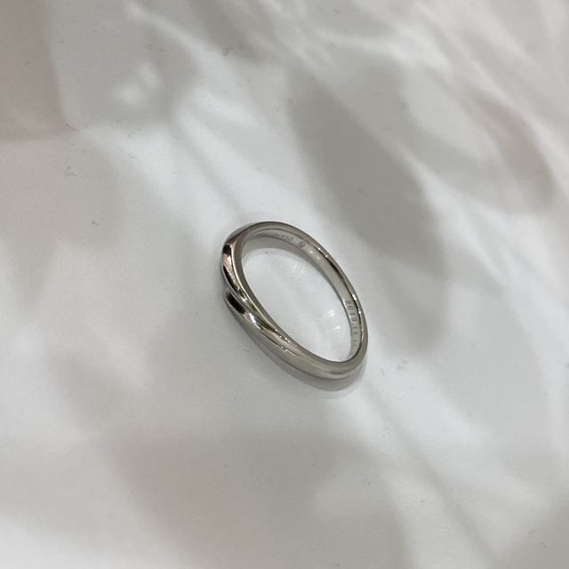 【銀座ダイヤモンドシライシの口コミ】 さまざまなブランドを1ヶ月間ほどかけて比較しましたが、デザインの多さと…