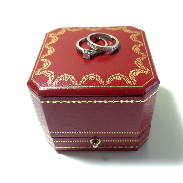 【カルティエ(Cartier)の口コミ】 結婚指輪はシンプルでも、華やかなに見えるものを探しており、指輪の半分…