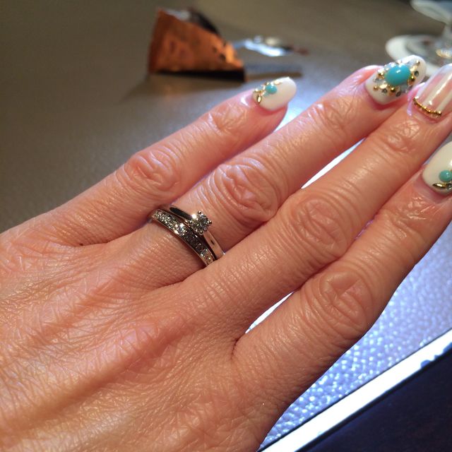 【カルティエ(Cartier)の口コミ】 結婚指輪はシンプルでも、華やかなに見えるものを探しており、指輪の半分…