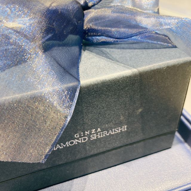 【銀座ダイヤモンドシライシの口コミ】 もともと興味なかったデザインで見るつもりもなかったのですが、いろいろ…