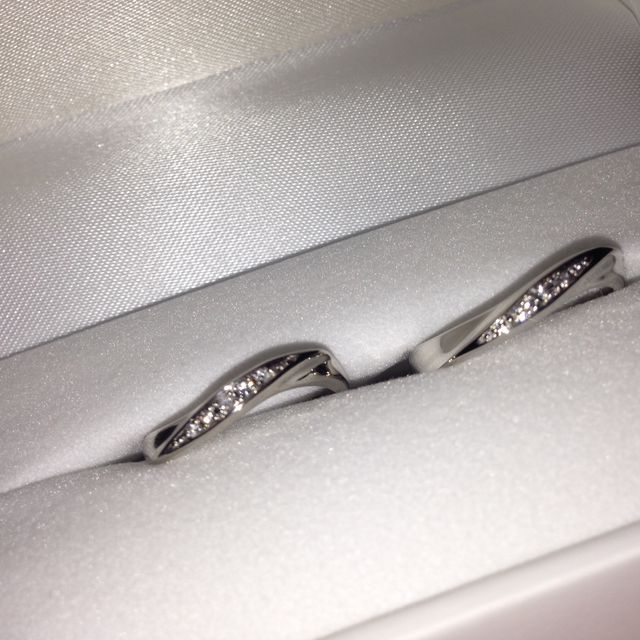 【結婚指輪手作り.comの口コミ】 完全手作りの世界に一つしかない指輪が作れる。自分で形を掘って作れるの…