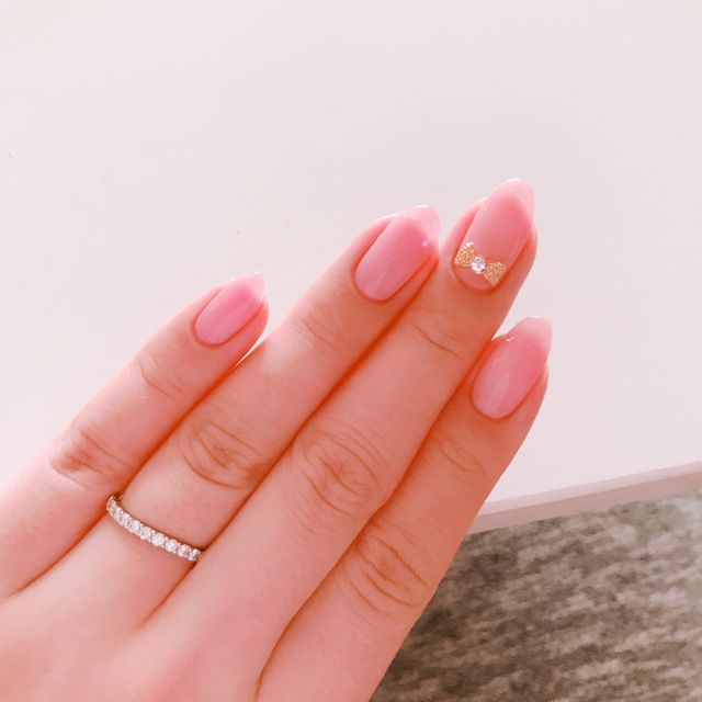 【銀座ダイヤモンドシライシの口コミ】 初めはダイヤモンドの付いていない指輪にしようと思っていましたが、
着用…