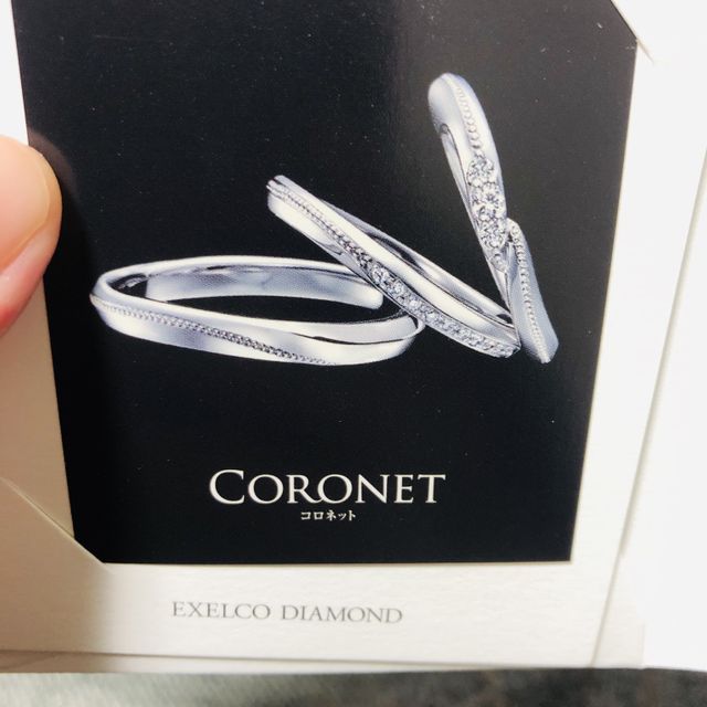 【エクセルコダイヤモンド(EXELCO DIAMOND)の口コミ】 緩やかなウェーブになっているのでつけてみると手が綺麗に見えて、フィッ…