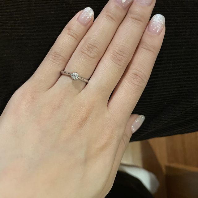 【アイプリモ(I-PRIMO)の口コミ】 2020年モデルであり、土台の部分にもダイヤモンドがあしらわれており、そ…