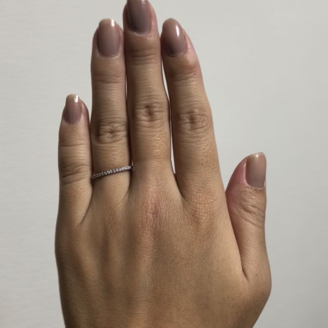 【festaria bijou SOPHIA(フェスタリア ビジュソフィア)の口コミ】 エタニティリングが良かったのですが結婚指輪のラインに好みのものが見つ…