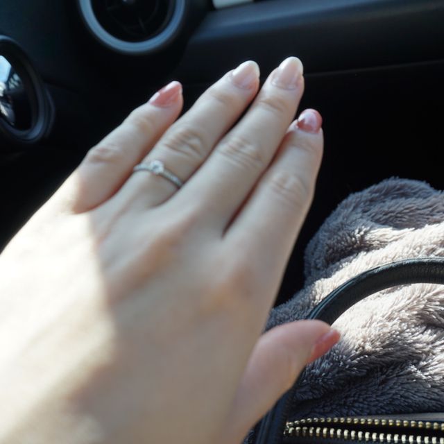 【カルティエ(Cartier)の口コミ】 こちらの婚約指輪を、選んだ理由をご説明させていただきたいと思います。…