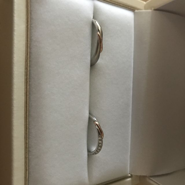 【宝寿堂(ほうじゅどう)の口コミ】 非常に気さくな店員さんでした。
婚約指輪は他社さまのものだったのですが…