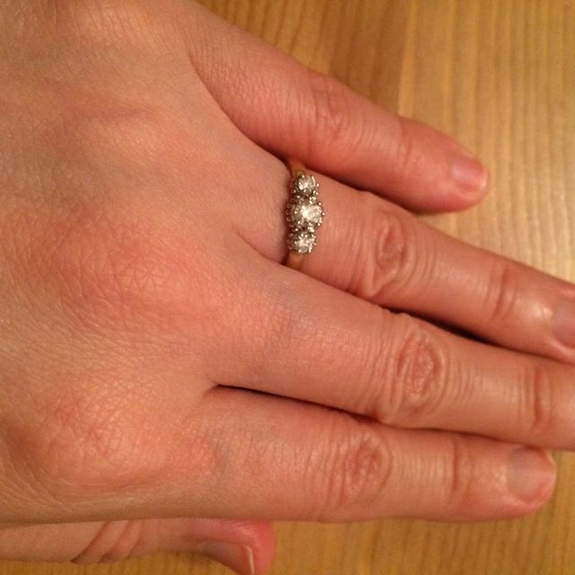 【LUCIE(ルシエ)の口コミ】 指輪購入の決め手となったのは指輪のデザインです。
たくさんのブランドを…