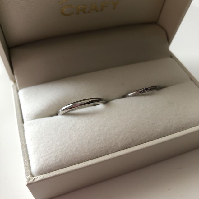 【CRAFY(クラフィ)の口コミ】 　自分でデザインを考えることに少し不安があったので、いくつかサンプル…