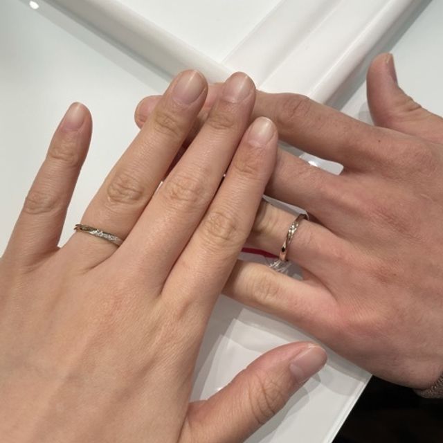 【nocur(ノクル)の口コミ】 値段もお手頃で中の刻印も自分たちの好みで選べるのがよかったです。
特に…