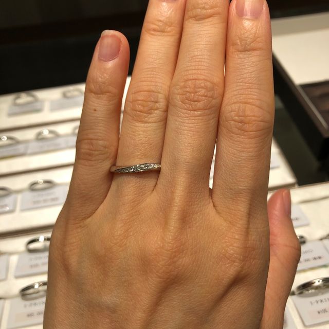 【アイプリモ(I-PRIMO)の口コミ】 ウェーブ、ストレート、Vラインを全て試してからデザインを絞っていきまし…