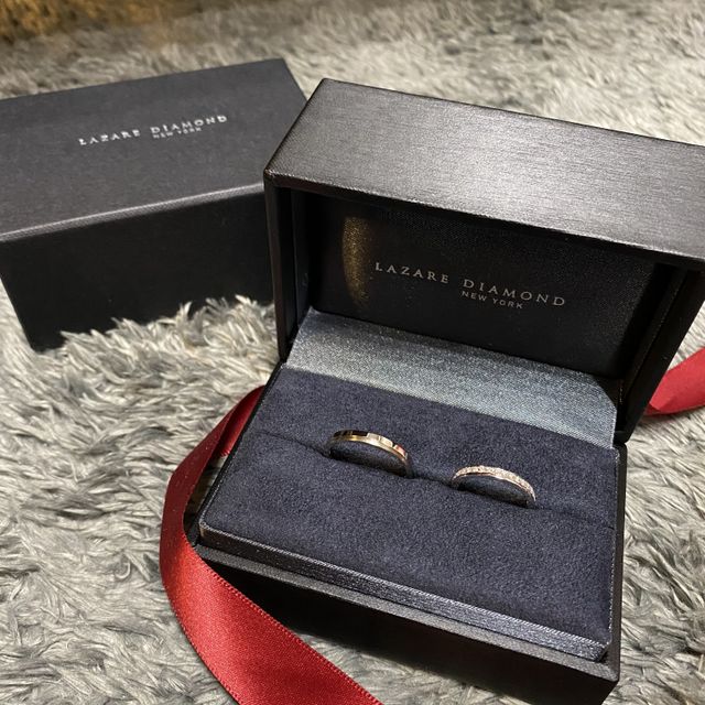 【ラザール ダイヤモンド(LAZARE DIAMOND)の口コミ】 決め手はダイヤの輝きです！特に光に当たった時の綺麗さが1番でした。デザ…