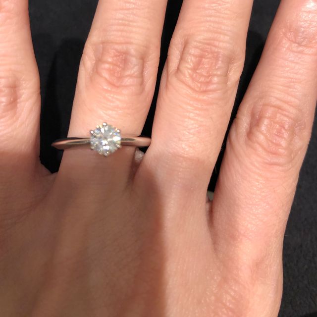 【ティファニー(Tiffany & Co.)の口コミ】 1粒のシンプルなもので見せていただきました。
シンプルなものの種類はそ…