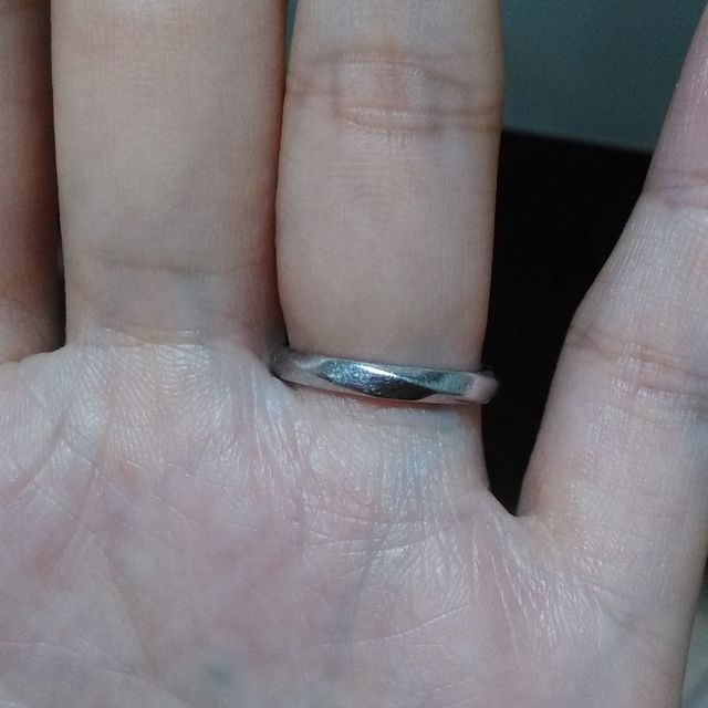【アイプリモ(I-PRIMO)の口コミ】 ストレートタイプの指輪を探していて、ねじりの入ったデザインが良いと思…