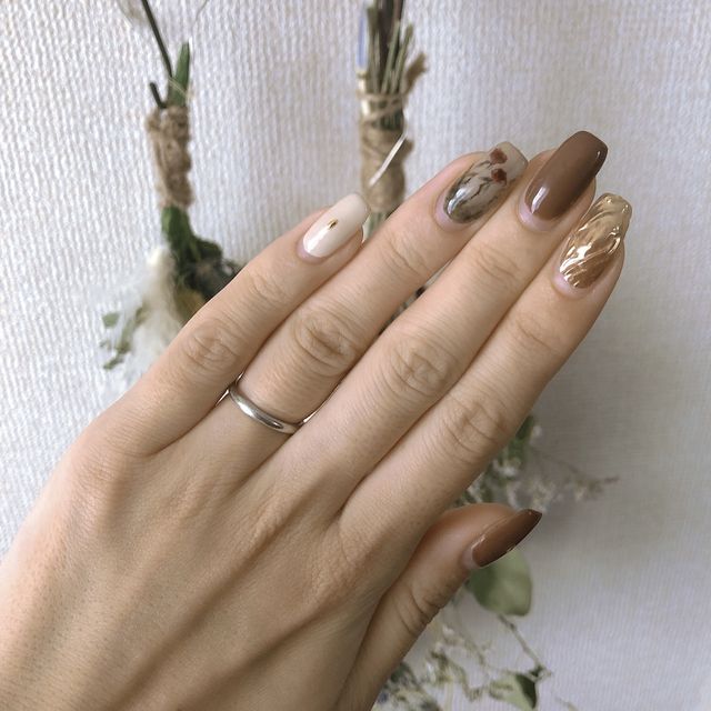 【カルティエ(Cartier)の口コミ】 ハイブランドの結婚指輪を探していたため、シンプルで男性もつけやすいカ…