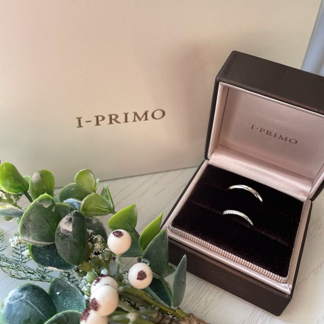 【アイプリモ(I-PRIMO)の口コミ】 婚約指輪のセットを予定していましたが、試着すると着け心地がしっくりせ…