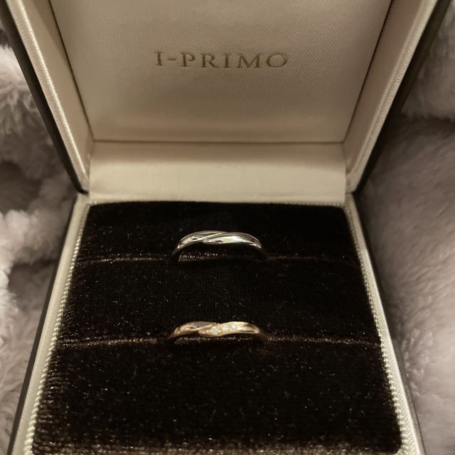 【アイプリモ(I-PRIMO)の口コミ】 アイプリモさんのこちらの指輪を選んだ決め手は、指輪の内側の肌に触れる…