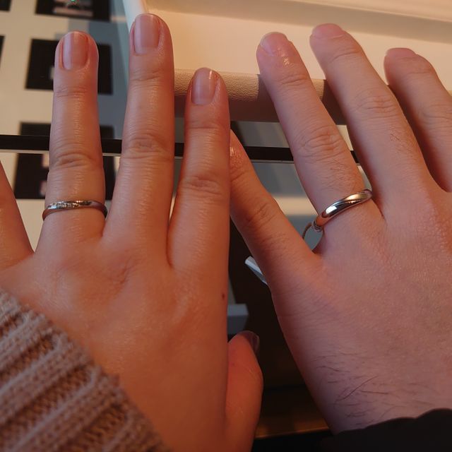 【I's stone(アイズストーン)の口コミ】 ウェーブタイプのリングを探していました。
シンプルすぎず、目立ちすぎず…