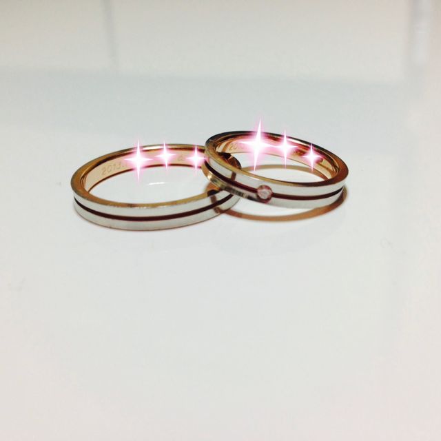 【NINA RICCI(ニナリッチ)の口コミ】 夫はねじれたようなデザインなど女性らしいものではなく、角ばったデザイ…