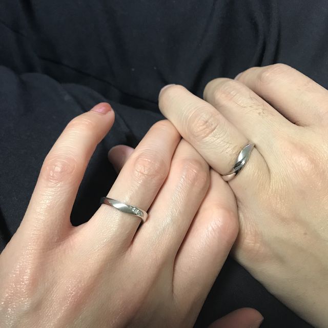 【LAPAGE(ラパージュ)の口コミ】 花をモチーフにしているという点に、まず惹かれました。ショーケース越し…