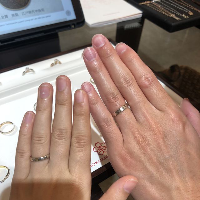 【杢目金屋(もくめがねや)の口コミ】 杢目で他にはないデザインの指輪です。混ぜる金属の種類によって、指輪全…