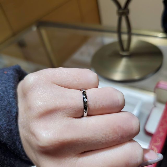 【カルティエ(Cartier)の口コミ】 色々デザインはあるのですがバレリーナ ウェディング リングは、表裏で、…
