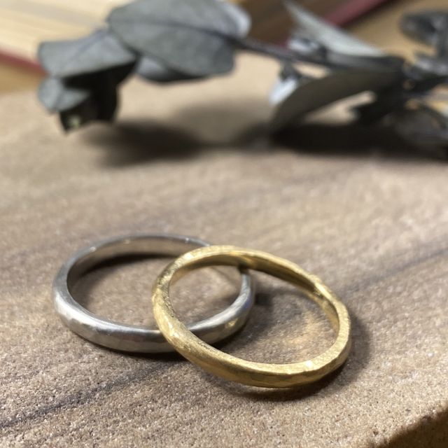 【CRAFY(クラフィ)の口コミ】 トータル価格が安いのがまず決めてでした。
デザインとしてマットなつちめ…