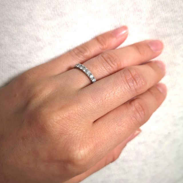 【MAGNOLIA WHITE JEWELRY(マグノリアホワイトジュエリー)の口コミ】 もともとMAGNOLIA WHITEのブランドに興味があり(インポートドレス)、
ジュ…