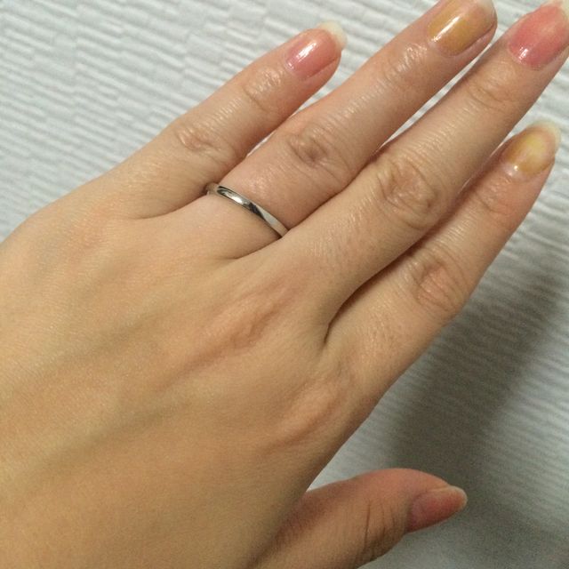 【Love Bond(ラブボンド)の口コミ】 シンプルな指輪がキラキラのダイヤが入ったものかとても悩んでいた私が一…